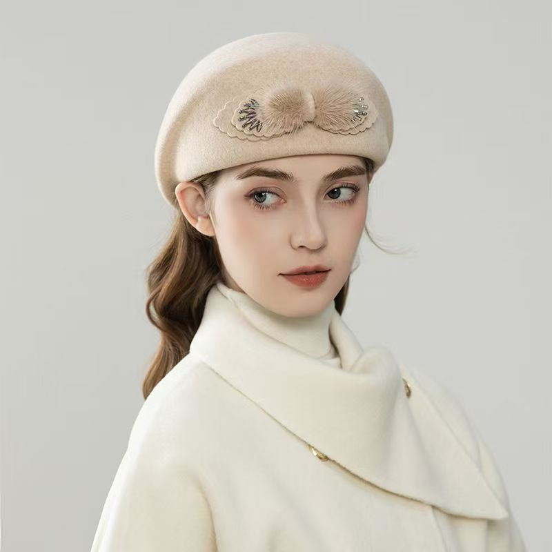 Embellished Wool Beret with Faux Fur Detail