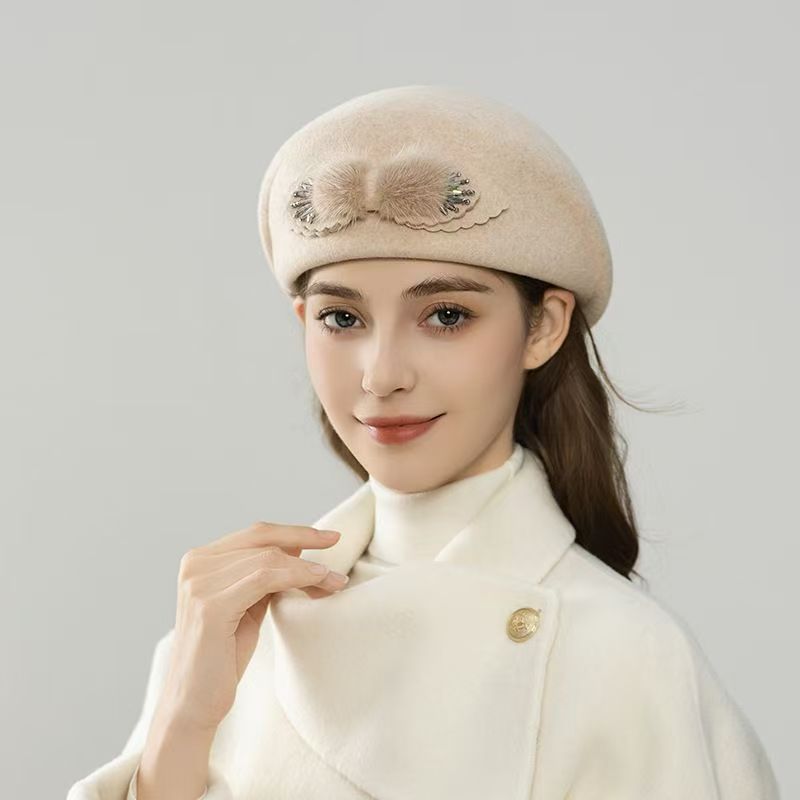 Embellished Wool Beret with Faux Fur Detail