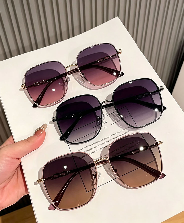Purple‑Pink Gradient Chain Sunglasses